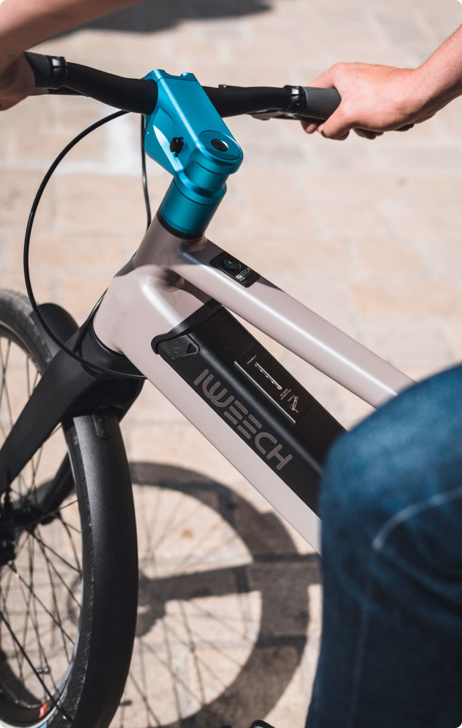 IWEECH 24 S electric road and city bike